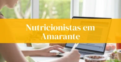 Nutricionistas em Amarante no computador