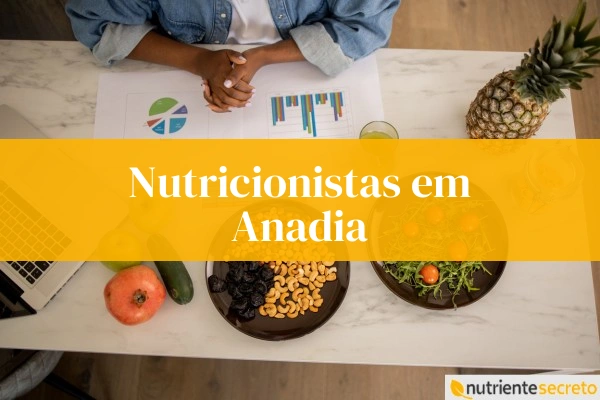 Nutricionistas em Anadia com alimentos saudáveis