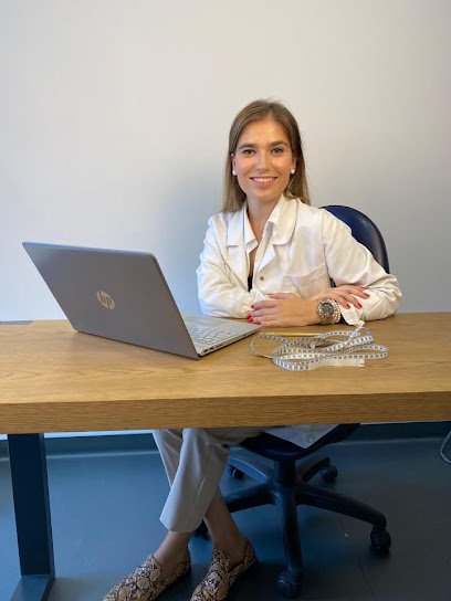 Nutricionista Nutricionista Sofia Guimarães