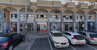 Nutricionista C. J. Garcia - Comércio De Produtos Naturais, De Nutrição E Dietética, Lda.